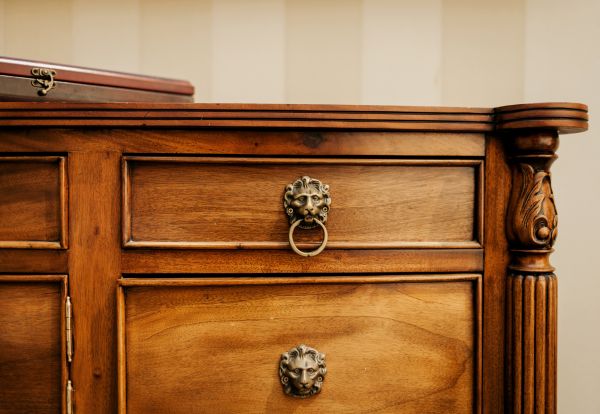 Dresser Disposal in Lake Stevens