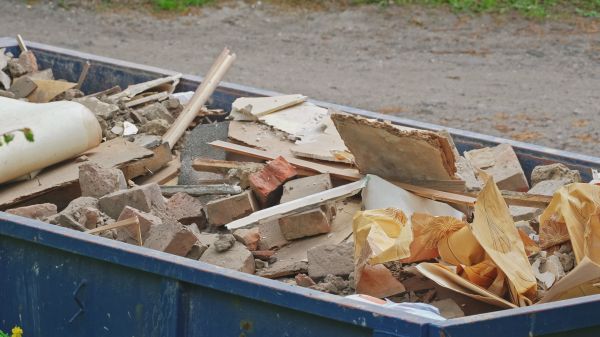 Renovation Junk Removal in Lake Stevens