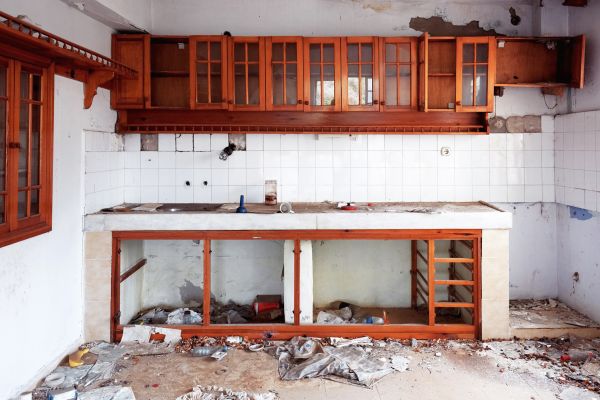 Cabinet Disposal in Lake Stevens