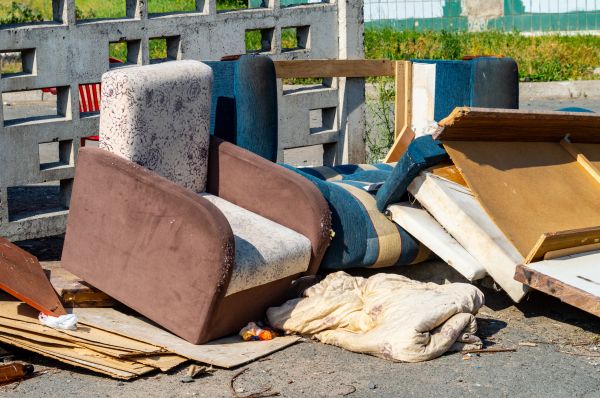 Outdoor Furniture Disposal in Lake Stevens